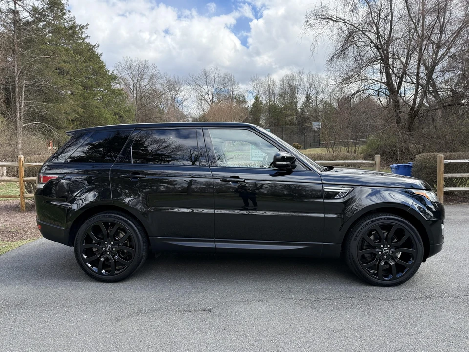 2016 Land Rover Range Rover Sport L494 - Image 18 of 21