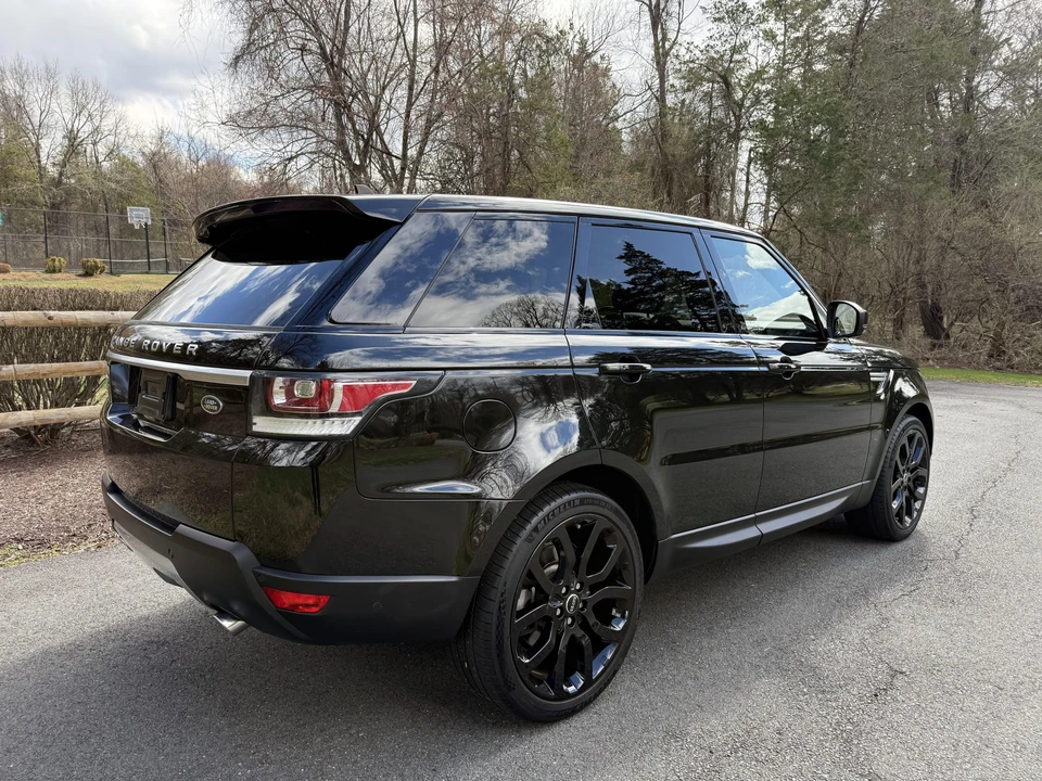 2016 Land Rover Range Rover Sport L494 - Image 16 of 21