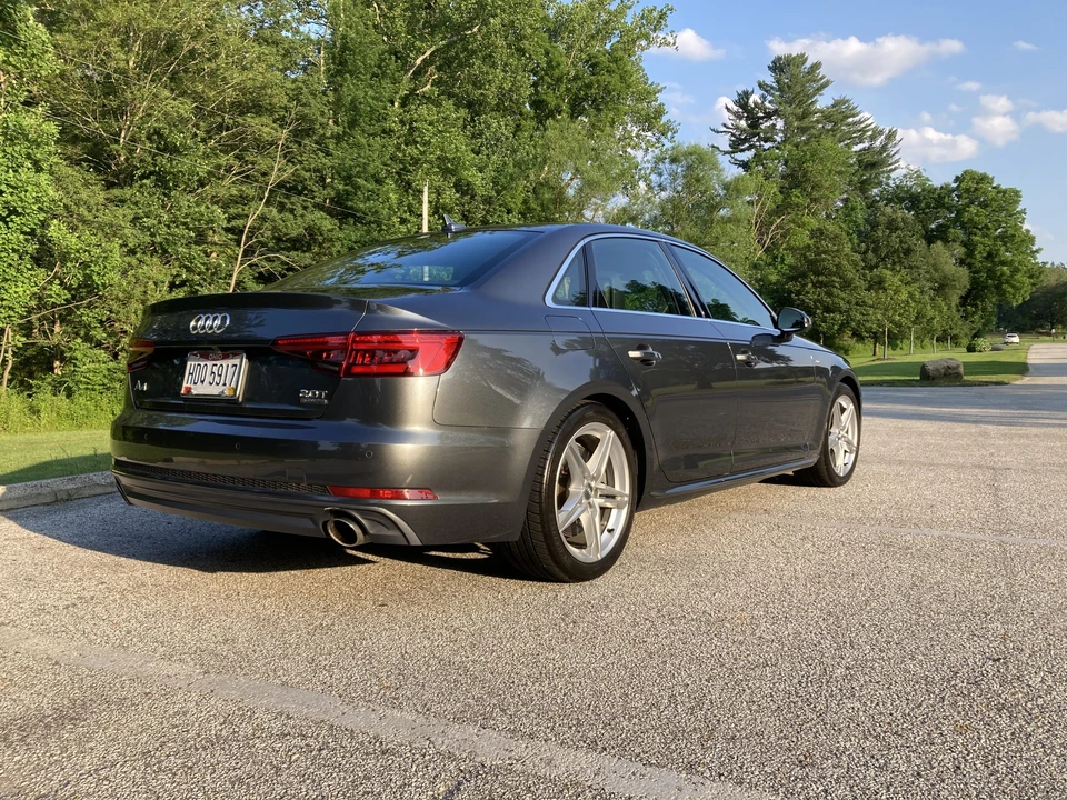 2017 Audi B9 A4 - Image 17 of 31
