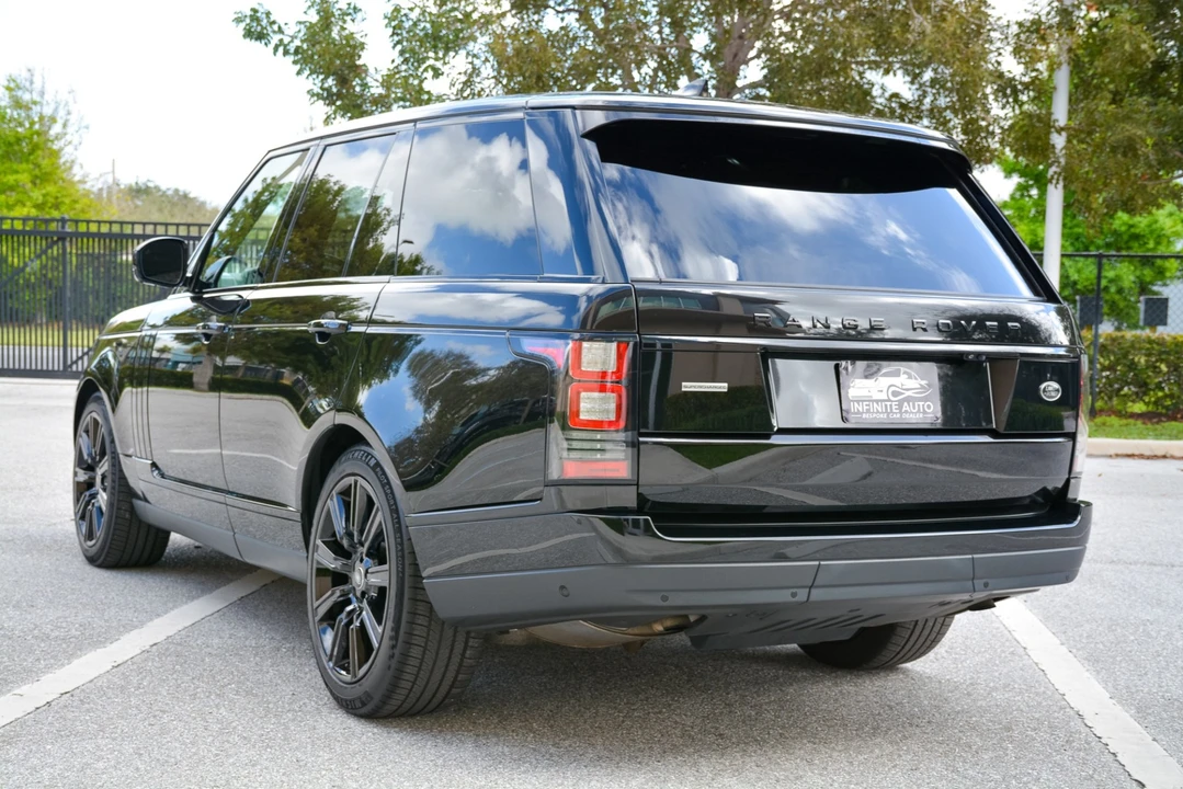 2017 Land Rover Range Rover L405 - Image 2 of 8