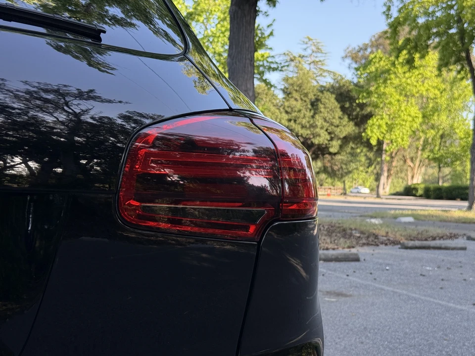 2017 Porsche 958 Cayenne S - Image 24 of 31
