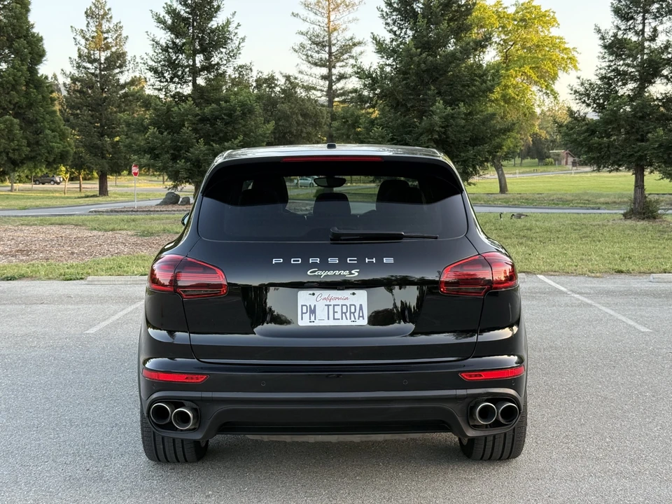 2017 Porsche 958 Cayenne S - Image 10 of 31