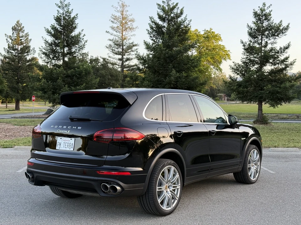2017 Porsche 958 Cayenne S - Image 8 of 31