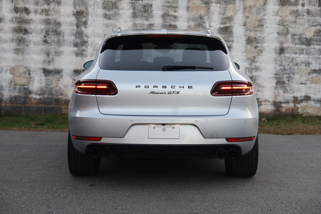 2017 Porsche Macan GTS - Image 14 of 31