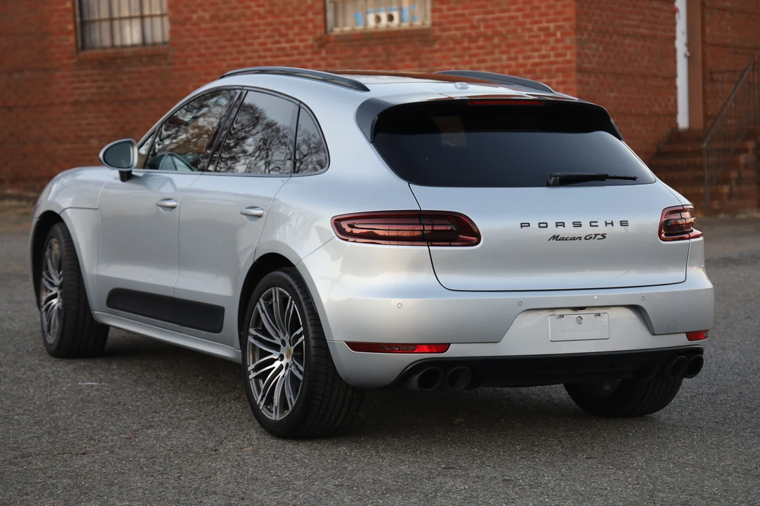 2017 Porsche Macan GTS - Image 31 of 31