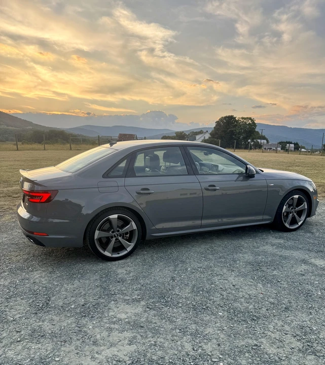 2018 Audi B9 A4 - Image 26 of 31