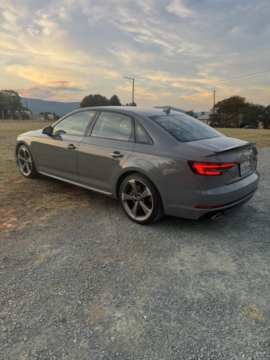 2018 Audi B9 A4 - Image 14 of 31