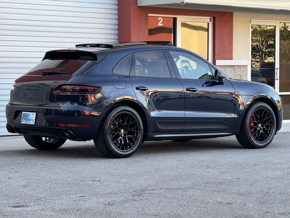 2018 Porsche Macan GTS - Image 17 of 31
