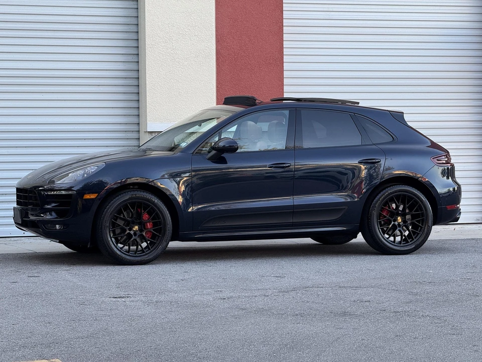 2018 Porsche Macan GTS - Image 9 of 31