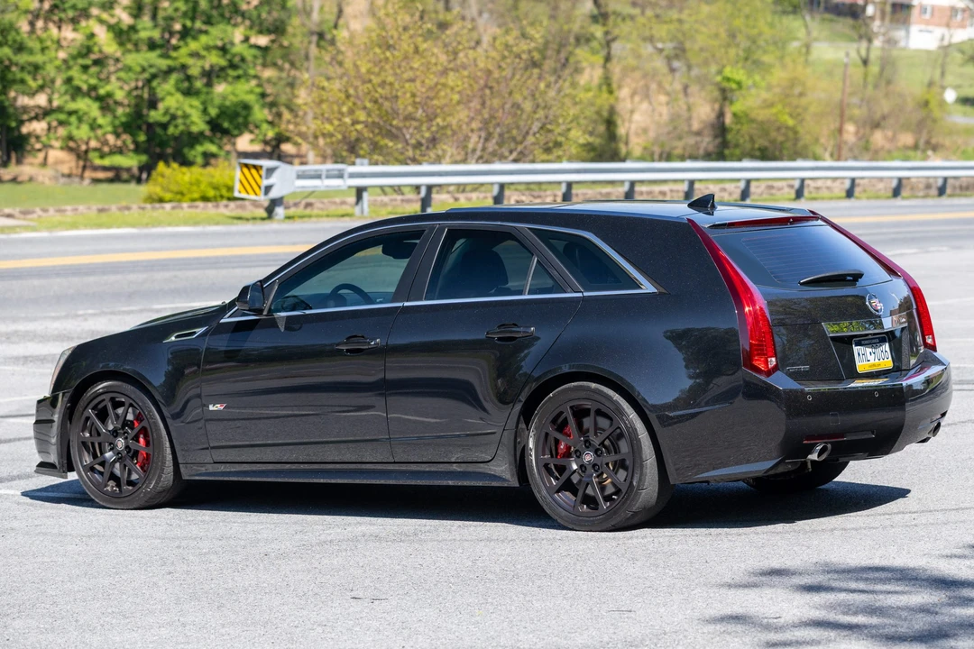 2013 Cadillac CTS-V 2nd Gen - Image 8 of 31