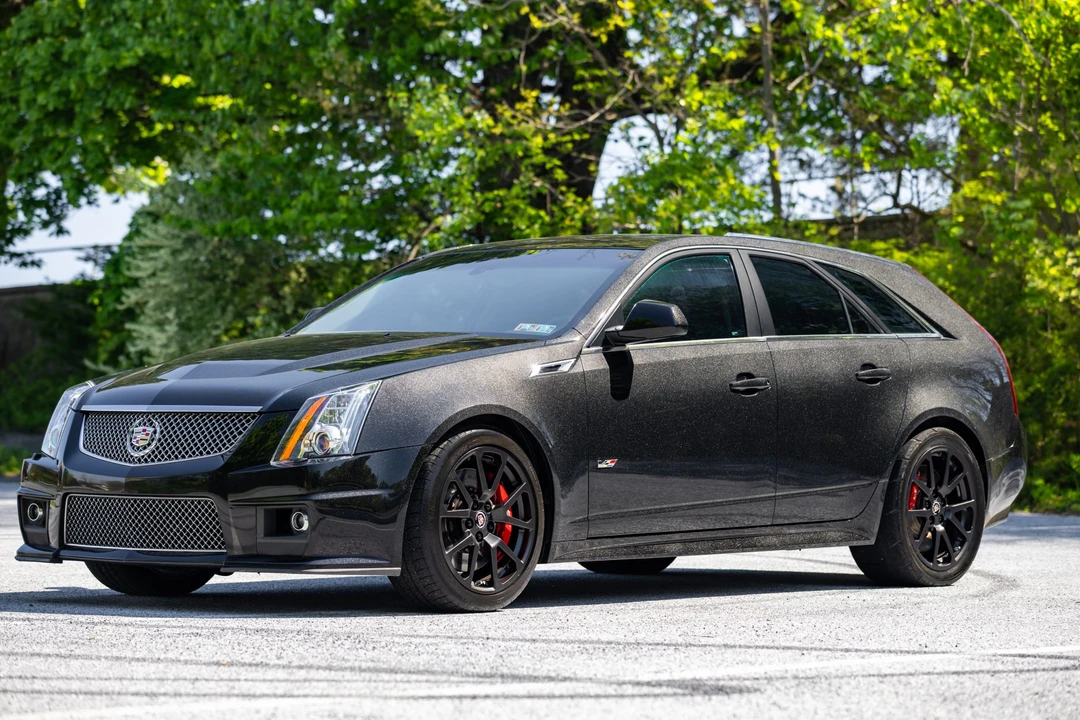 2013 Cadillac CTS-V 2nd Gen - Image 2 of 31