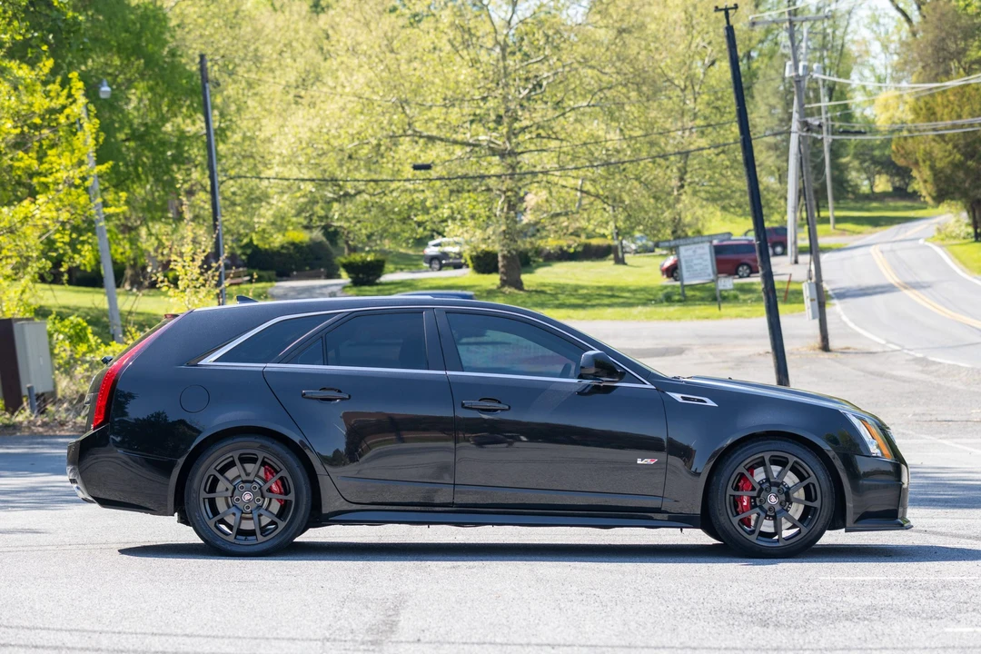 2013 Cadillac CTS-V 2nd Gen - Image 5 of 31