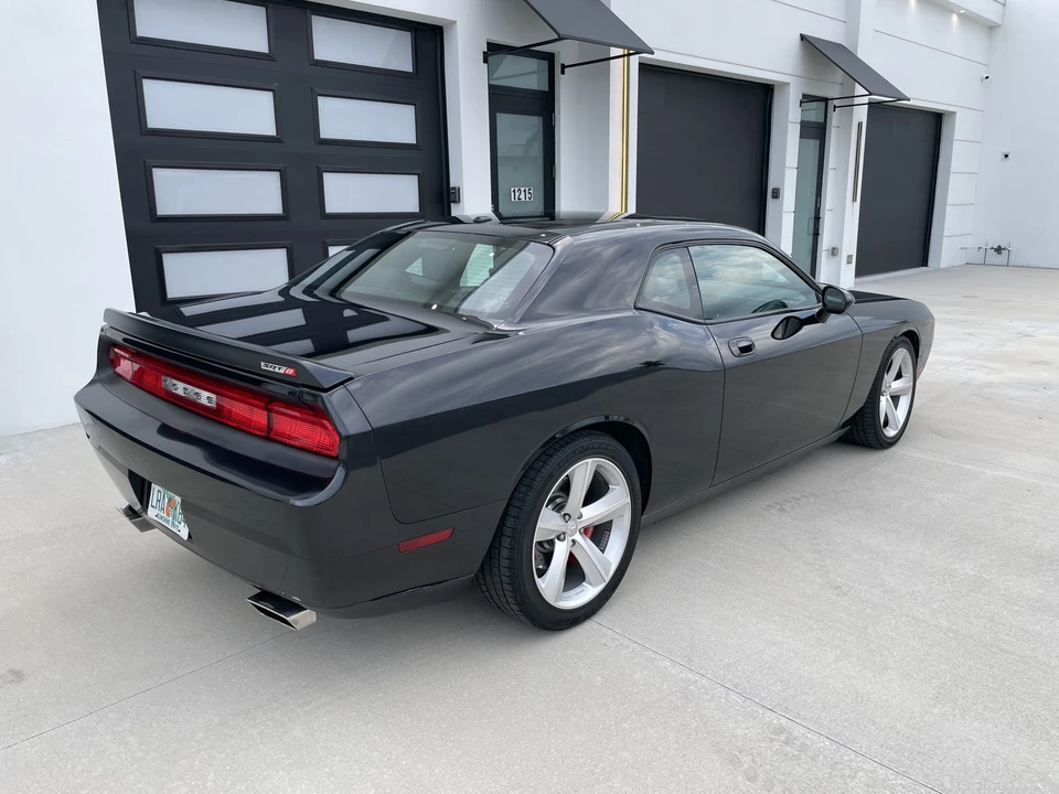 2008 Dodge Challenger SRT8 & 392 3rd Gen - Image 8 of 31