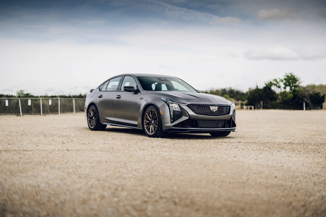2025 Cadillac CT5-V Blackwing - Image 13 of 31
