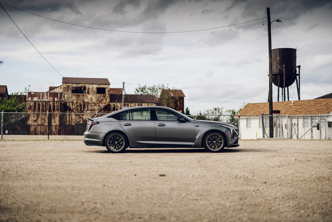 2025 Cadillac CT5-V Blackwing - Image 15 of 31