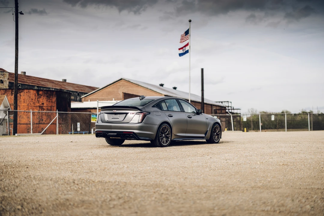 2025 Cadillac CT5-V Blackwing - Image 19 of 31