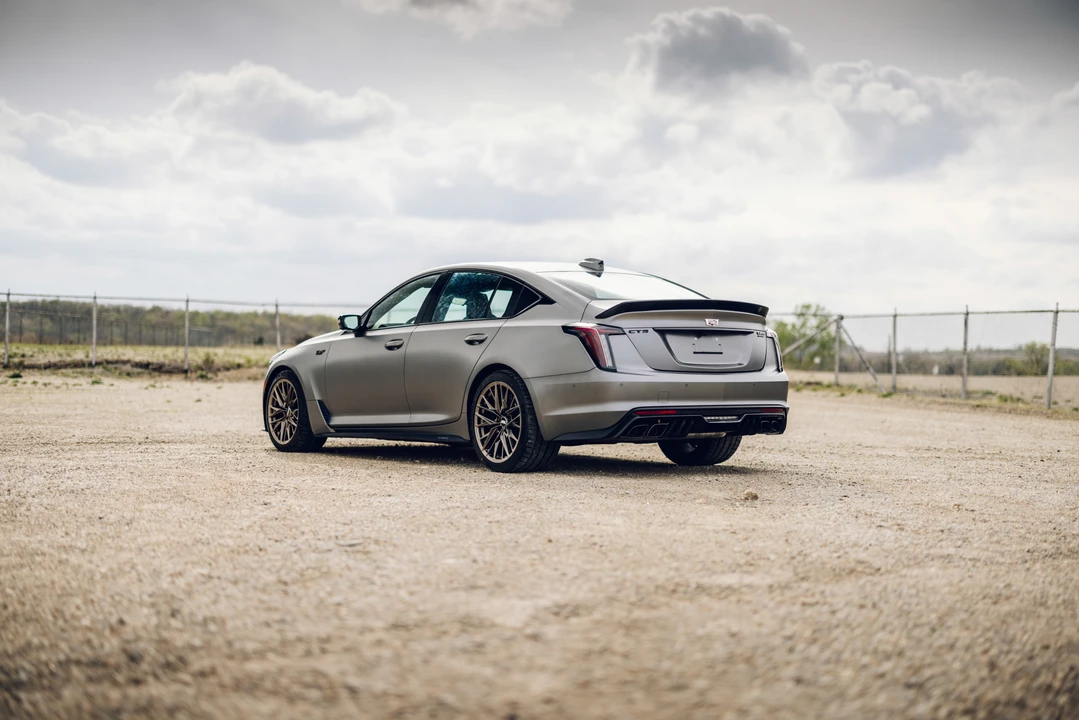 2025 Cadillac CT5-V Blackwing - Image 26 of 31