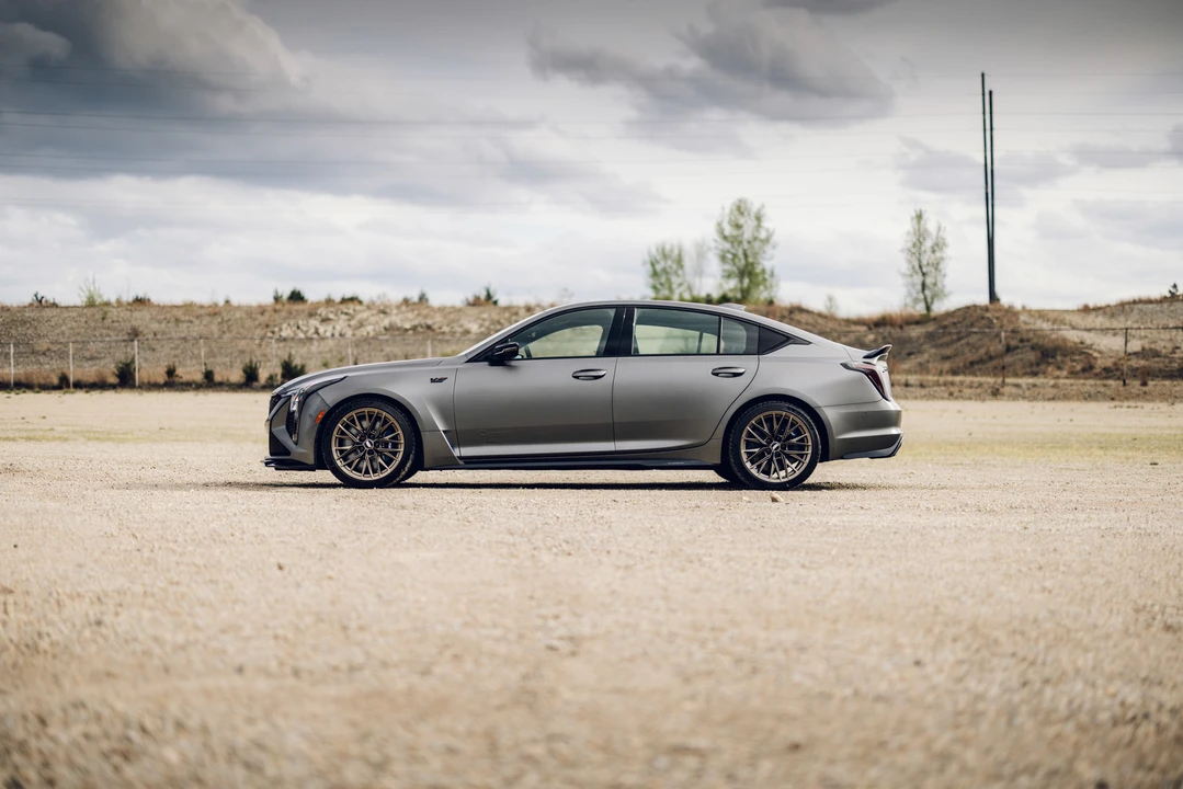 2025 Cadillac CT5-V Blackwing - Image 31 of 31
