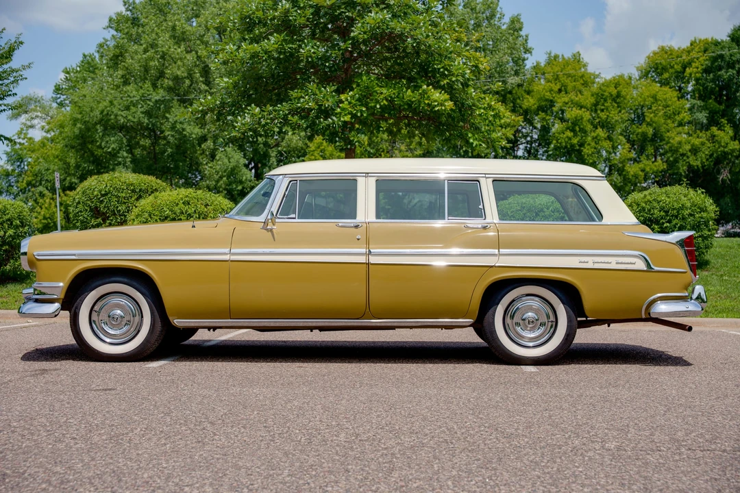 1955 Chrysler New Yorker - Image 3 of 31