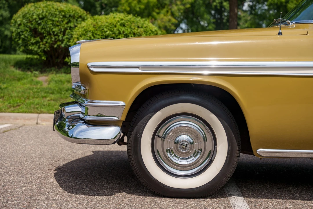 1955 Chrysler New Yorker - Image 18 of 31