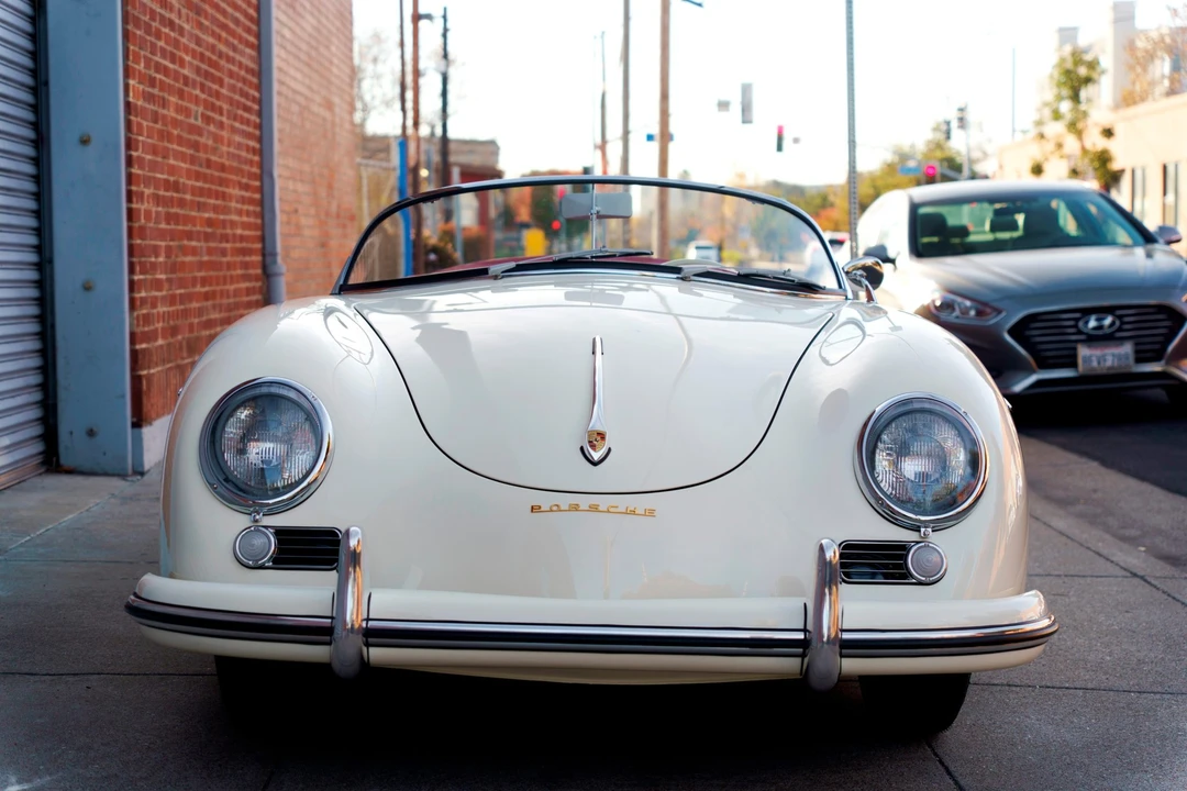1955 Porsche 356 Pre-A - Image 9 of 31
