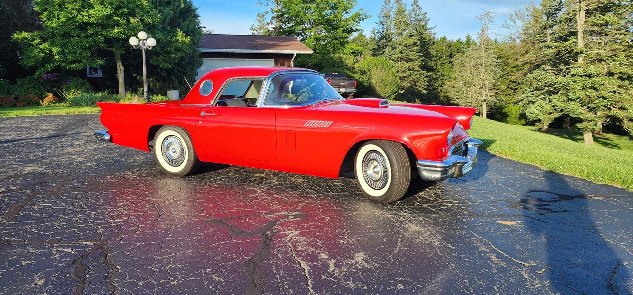 1957 Ford Thunderbird 1st Gen - Image 20 of 31