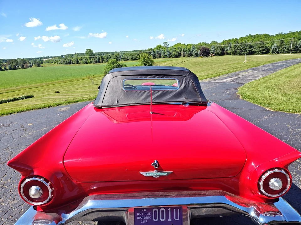 1957 Ford Thunderbird 1st Gen - Image 15 of 31