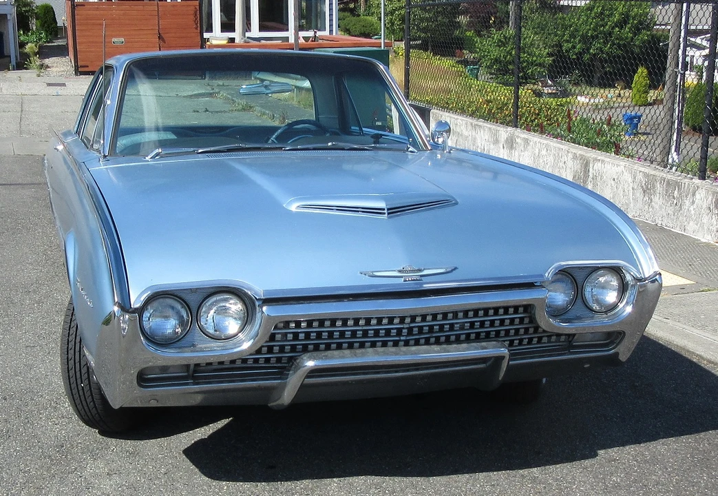 1962 Ford Thunderbird 3rd Gen - Image 2 of 31