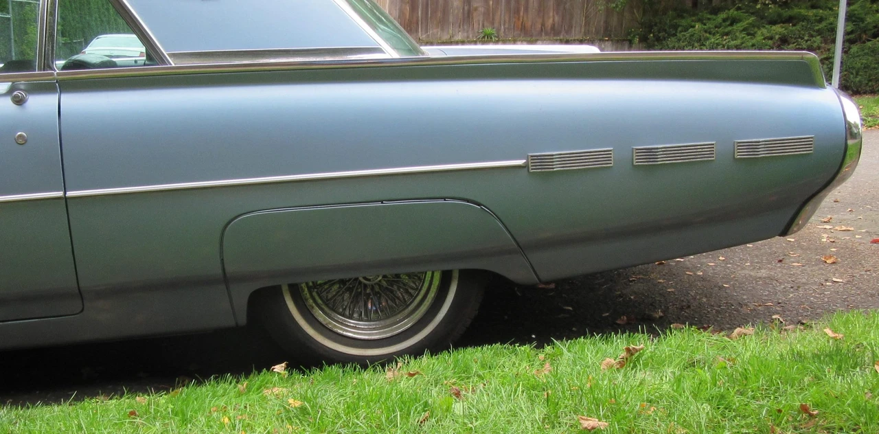 1962 Ford Thunderbird 3rd Gen - Image 21 of 31