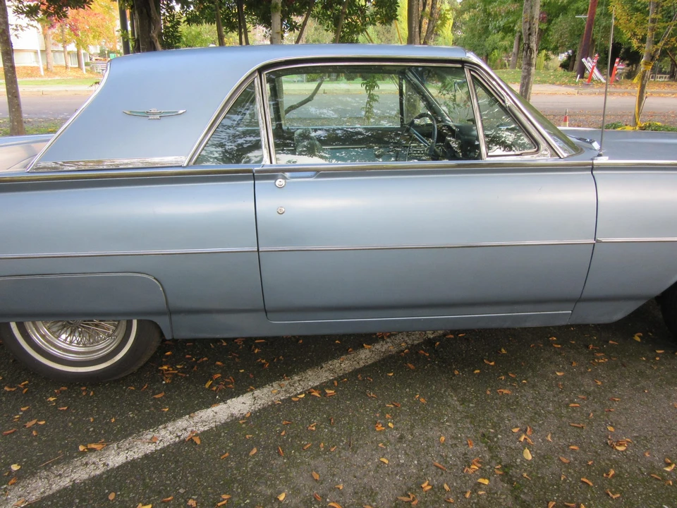 1962 Ford Thunderbird 3rd Gen - Image 17 of 31