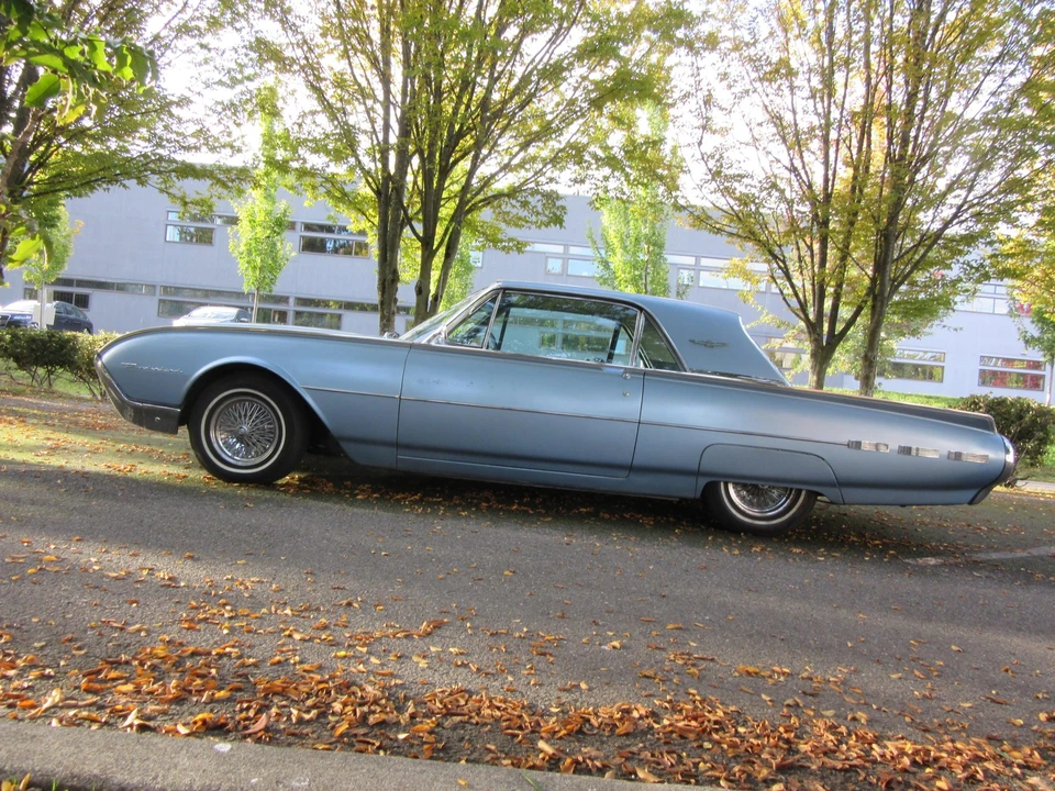 1962 Ford Thunderbird 3rd Gen - Image 5 of 31