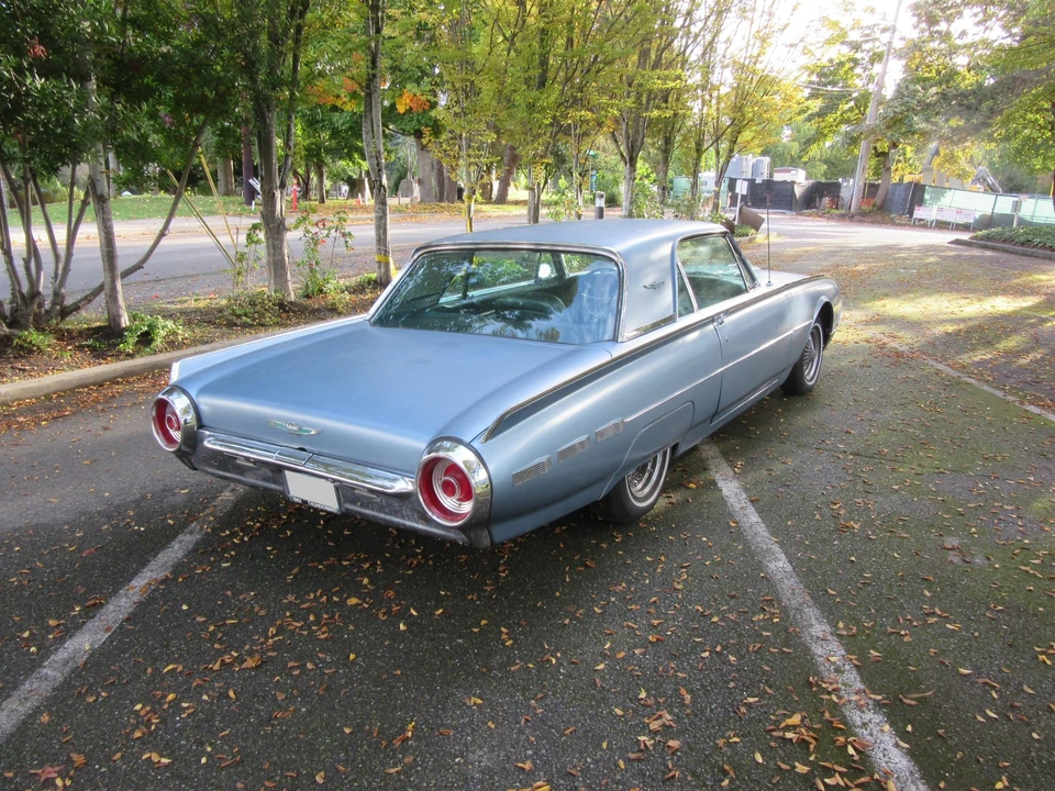 1962 Ford Thunderbird 3rd Gen - Image 9 of 31