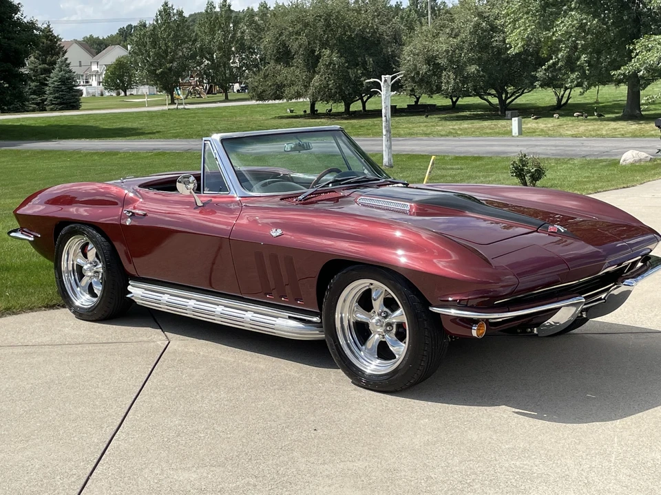1965 Chevrolet Corvette C2 - Image 20 of 31