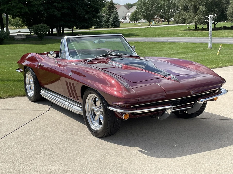 1965 Chevrolet Corvette C2 - Image 16 of 31