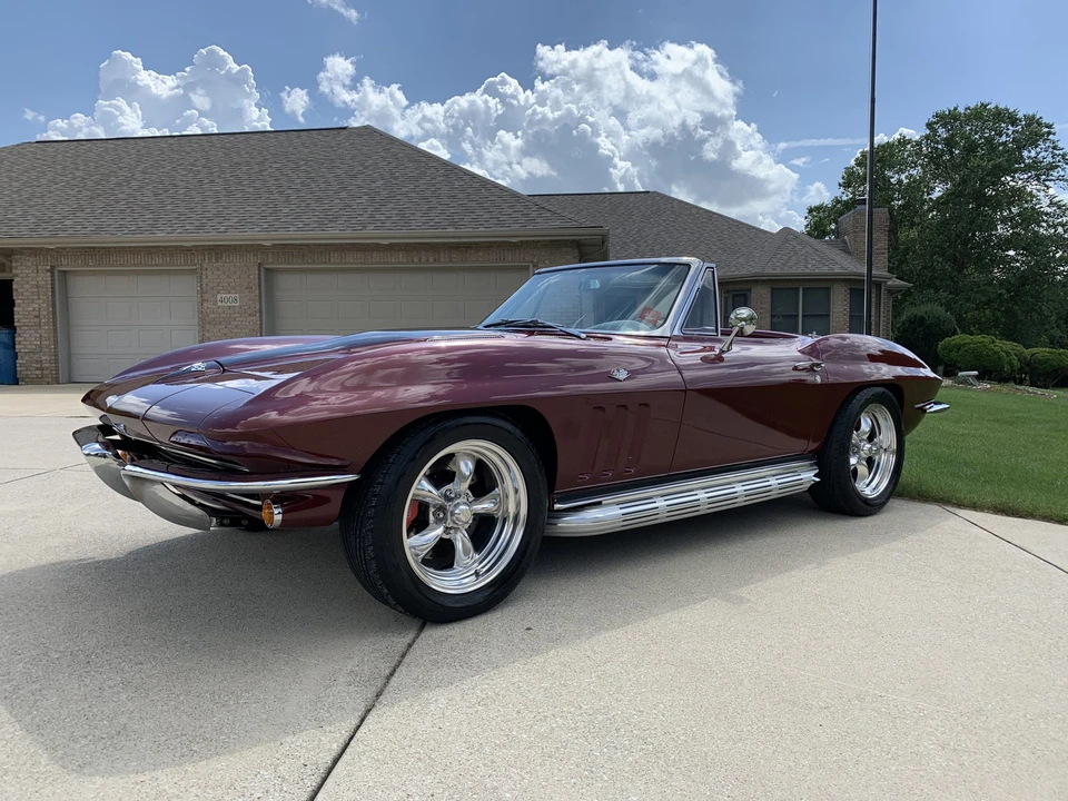 1965 Chevrolet Corvette C2 - Image 3 of 31