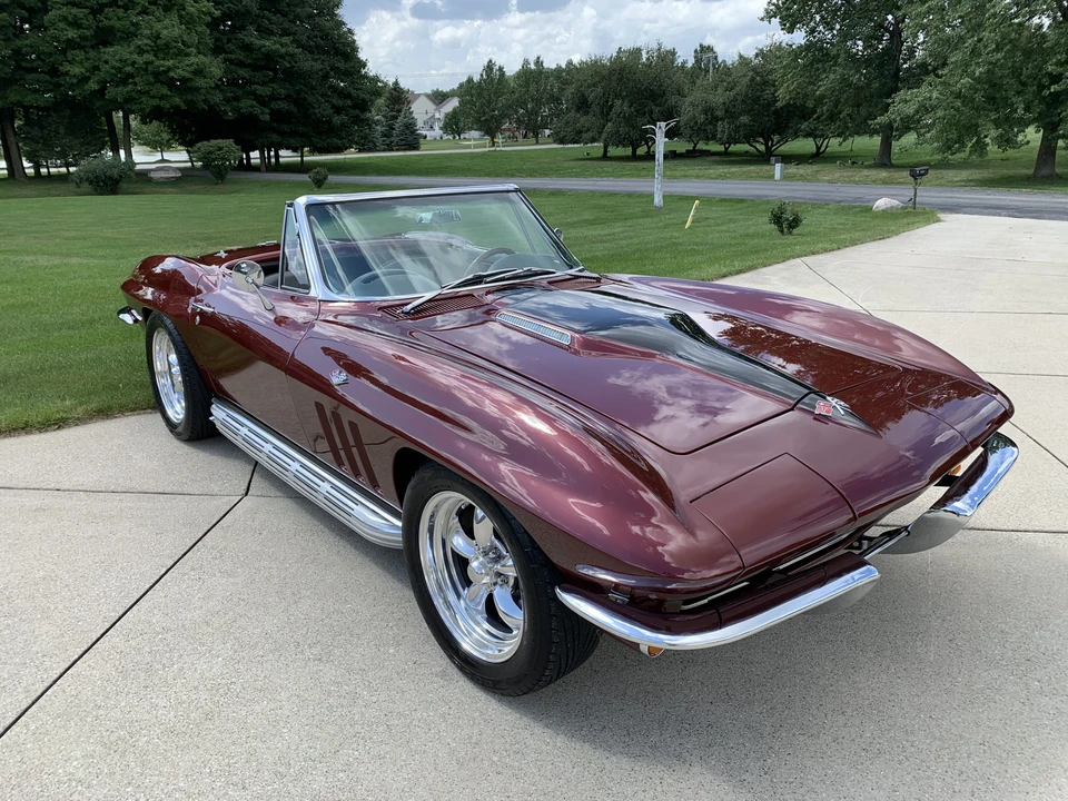 1965 Chevrolet Corvette C2 - Image 17 of 31
