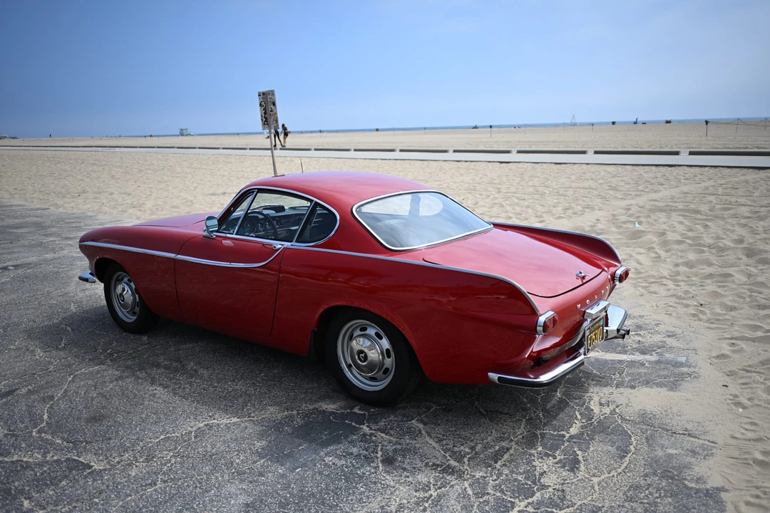 1965 Volvo 1800S - Image 10 of 31