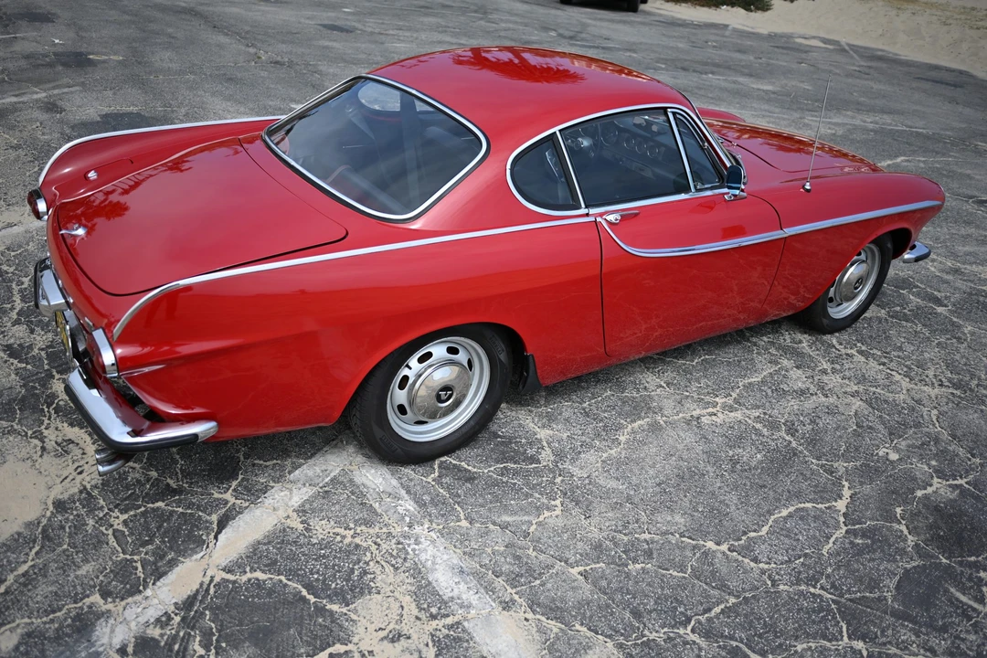 1965 Volvo 1800S - Image 15 of 31