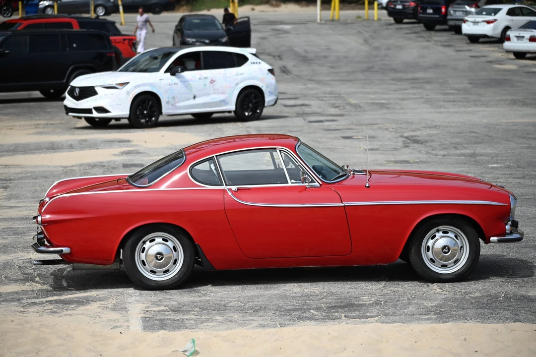 1965 Volvo 1800S - Image 19 of 31