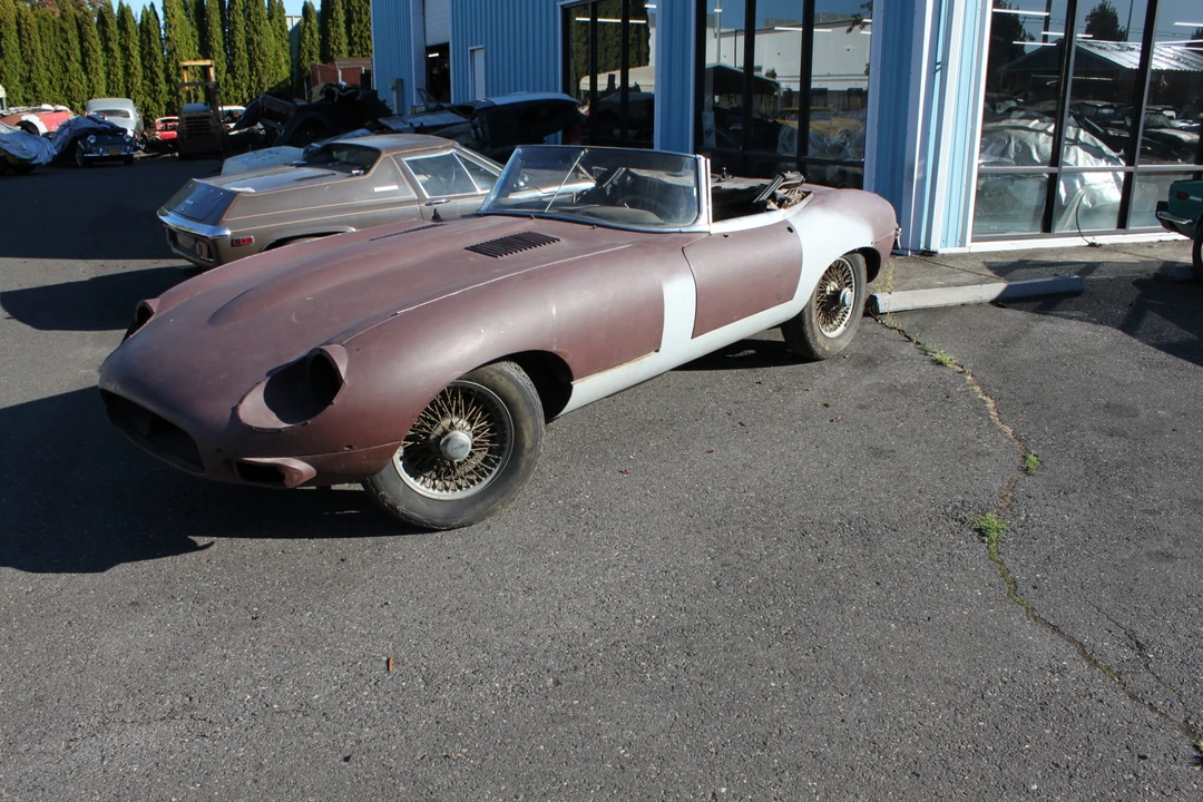 1969 Jaguar E-Type Series 2 - Image 12 of 31