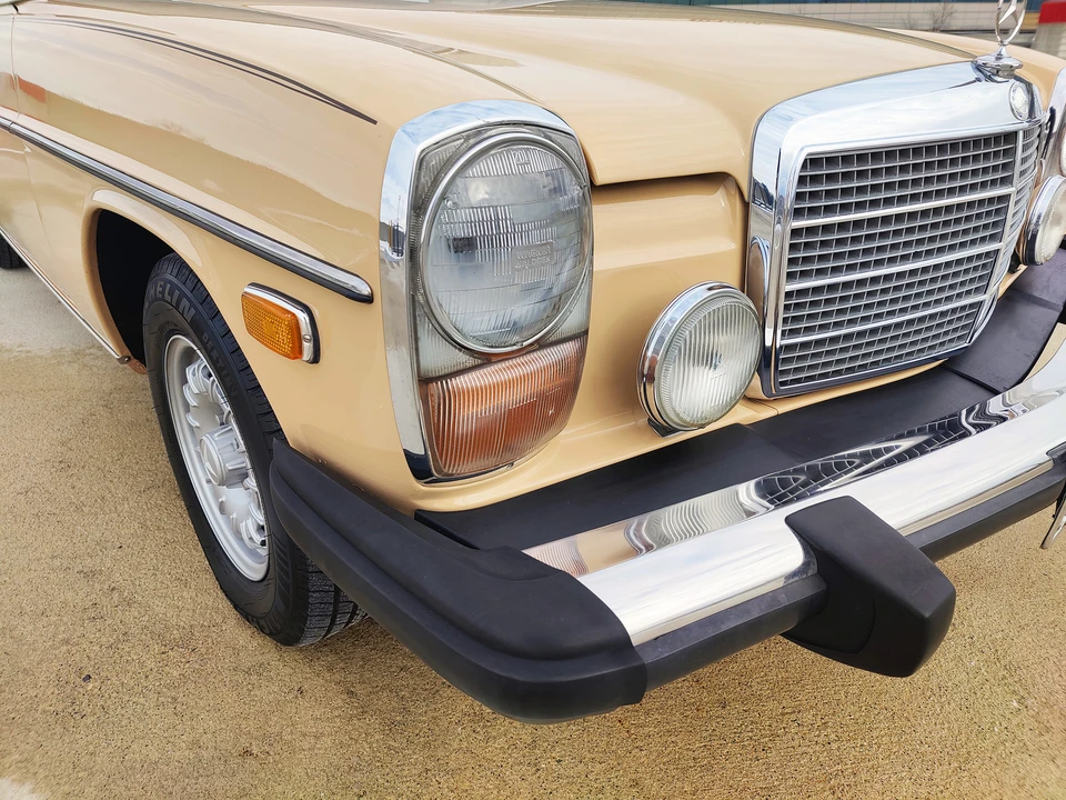 1976 Mercedes-Benz W114 & W115 - Image 17 of 31