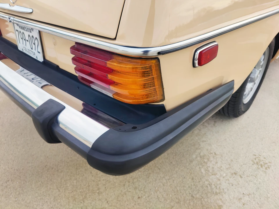 1976 Mercedes-Benz W114 & W115 - Image 29 of 31