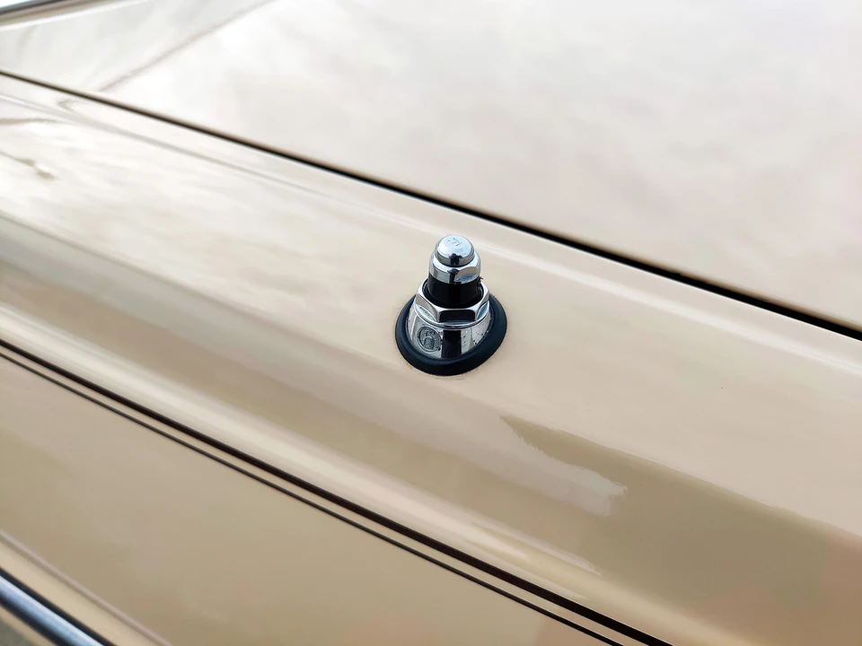 1976 Mercedes-Benz W114 & W115 - Image 25 of 31