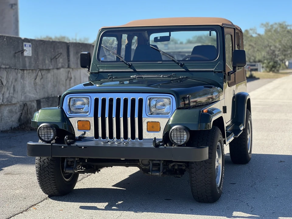 1995 Jeep YJ Wrangler - Image 2 of 31