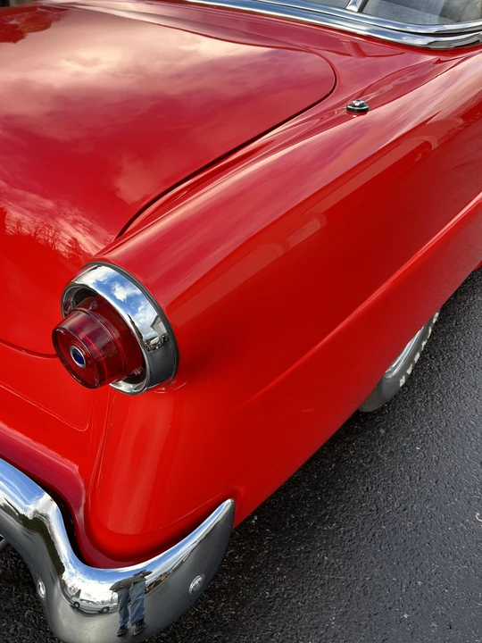 1952 Ford Crestline - Image 25 of 31