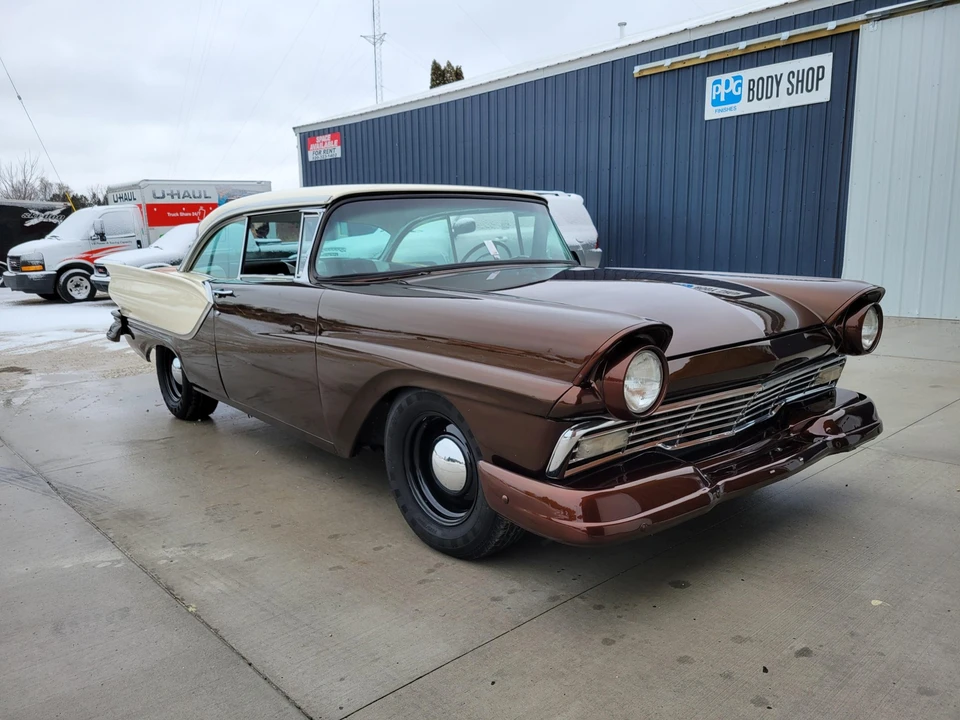 1957 Ford Fairlane 2nd Gen - Image 18 of 31