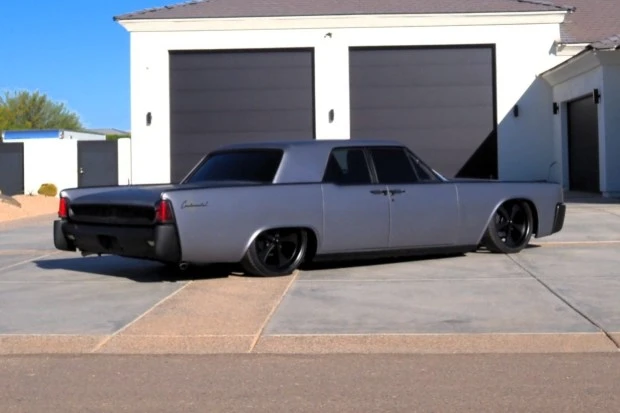 1961 Lincoln Continental 4th Gen - Image 2 of 8