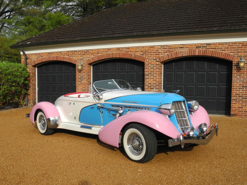 Auburn Speedster - Image 3 of 31
