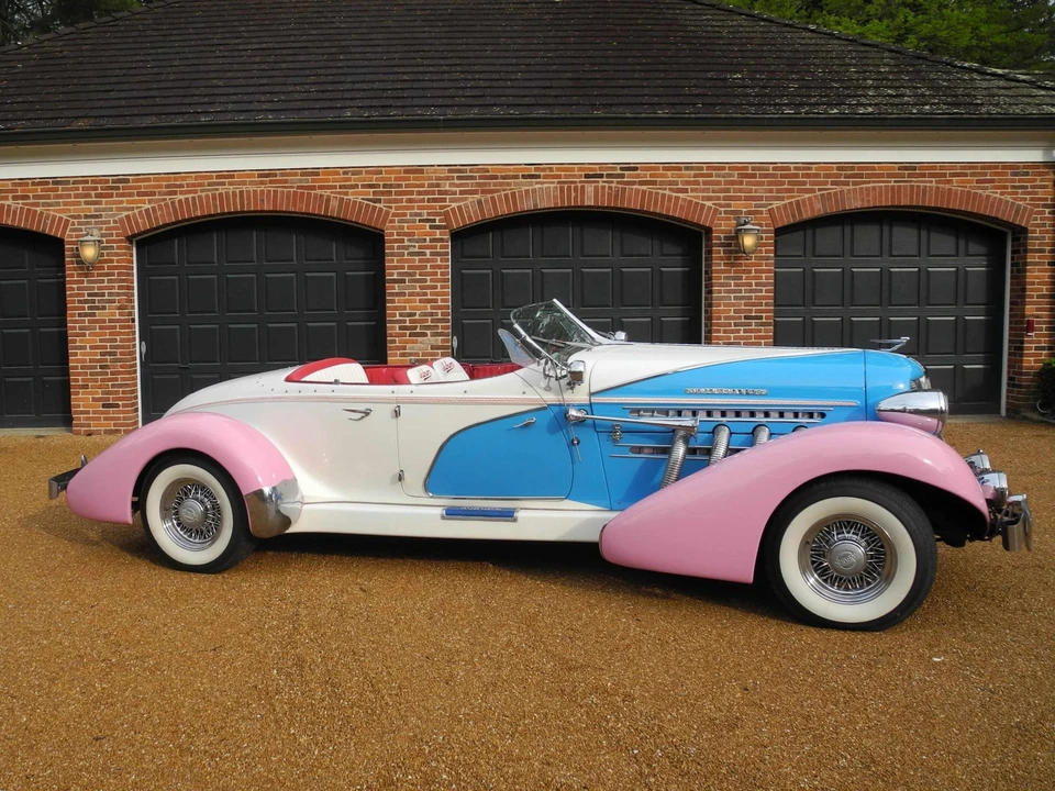 Auburn Speedster - Image 13 of 31