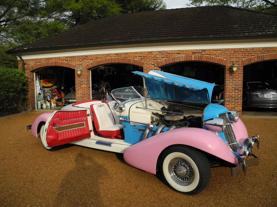 Auburn Speedster - Image 5 of 31